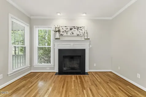 2013 W Sterlington Place Apex NC 27502