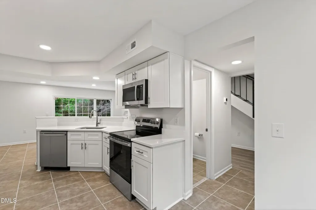7831 Falcon Rest Circle Raleigh NC 27615