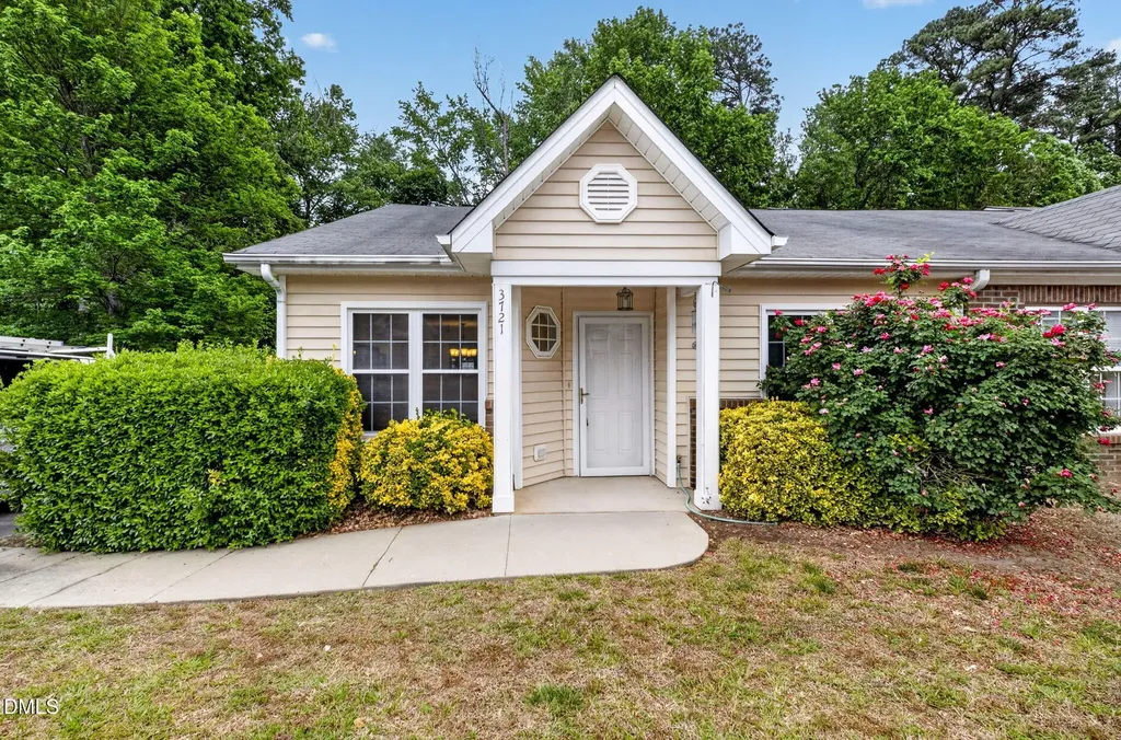 3721 Votive Lane Raleigh NC 27604