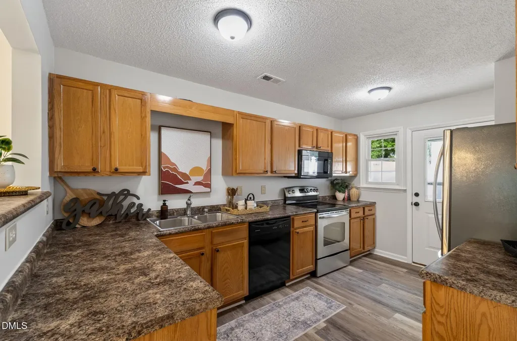 3721 Votive Lane Raleigh NC 27604