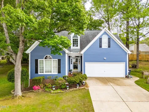 800 Chambord Way Holly Springs NC 27540