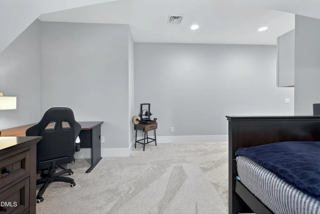 8109 Finland Drive Raleigh NC 27612