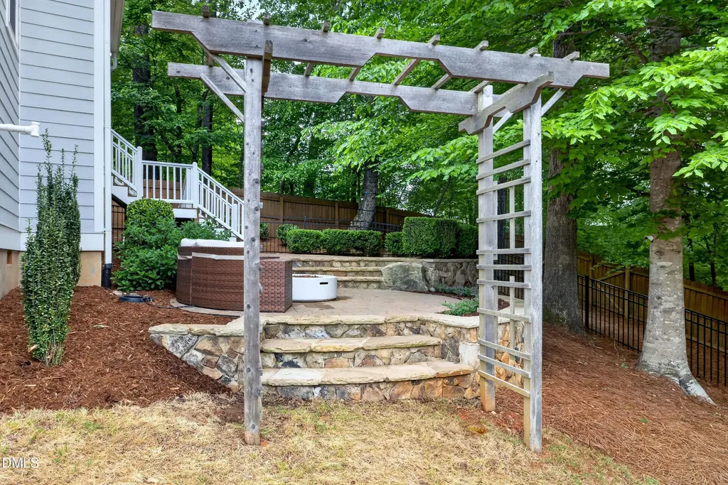 8109 Finland Drive Raleigh NC 27612