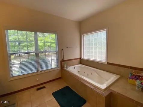 176 S Chaucer Way Kittrell NC 27544