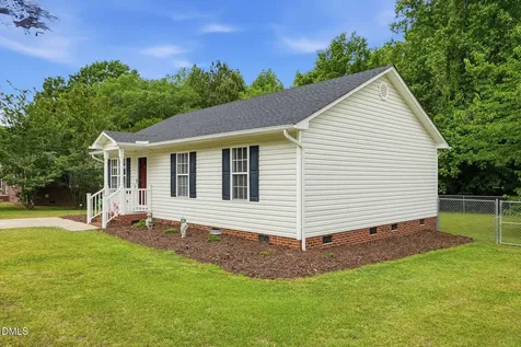 1006 S 6th Street Lillington NC 27546