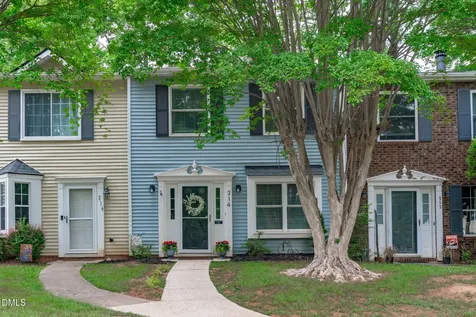 214 Rosebrooks Drive Cary NC 27513