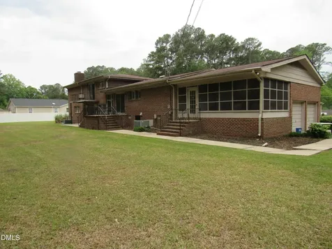 12 Cedar Drive Smithfield NC 27577