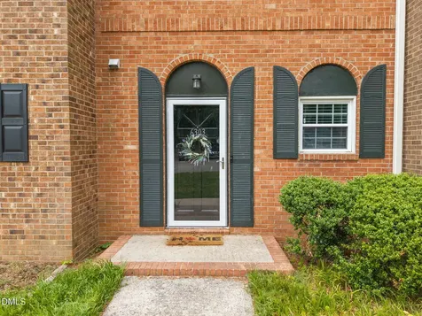 6303 New Market Way Raleigh NC 27615