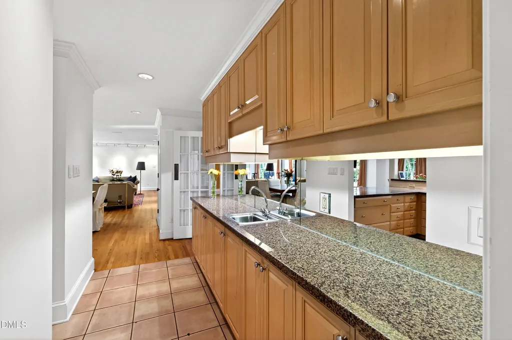 325 Buncombe Street Raleigh NC 27609