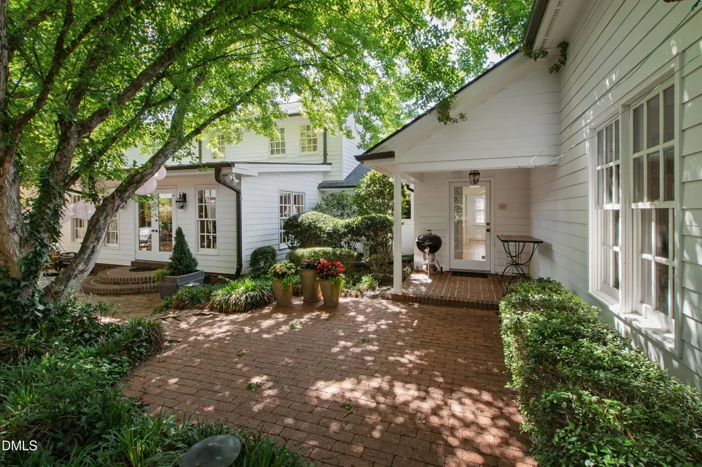 325 Buncombe Street Raleigh NC 27609
