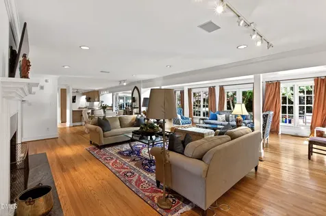325 Buncombe Street Raleigh NC 27609