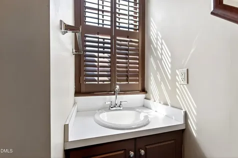 325 Buncombe Street Raleigh NC 27609