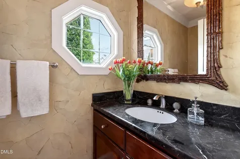 325 Buncombe Street Raleigh NC 27609