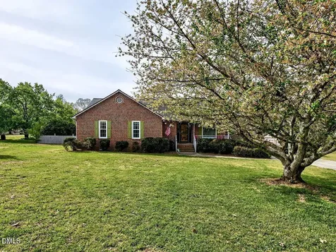 9721 Weathering Court Zebulon NC 27597