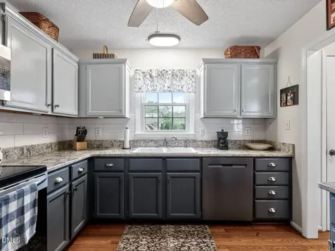 9721 Weathering Court Zebulon NC 27597