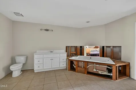 142 Mike Lashley Lane Chapel Hill NC 27516