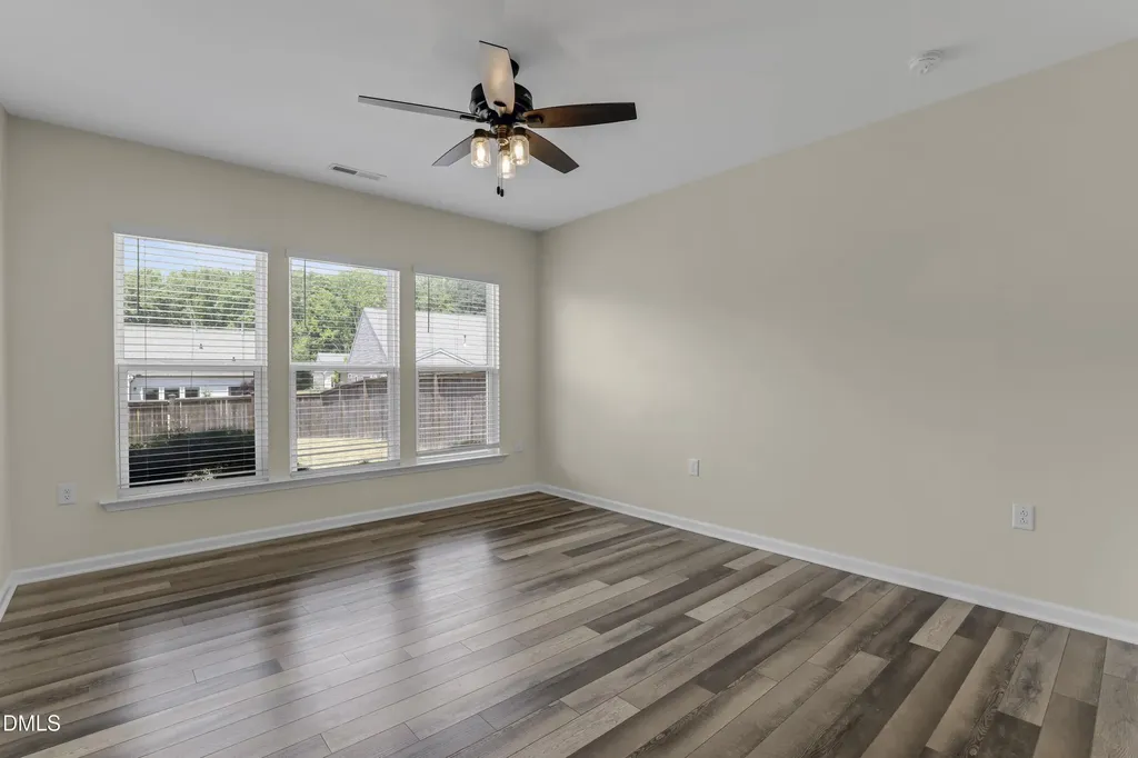 2528 Nassau Trace Fuquay Varina NC 27526