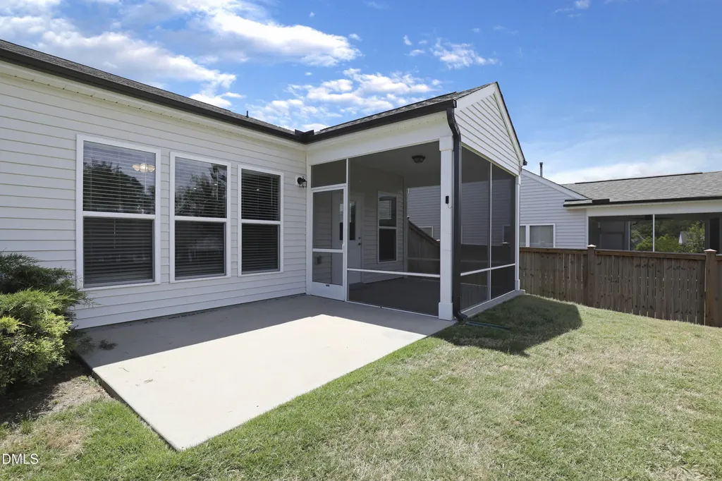 2528 Nassau Trace Fuquay Varina NC 27526
