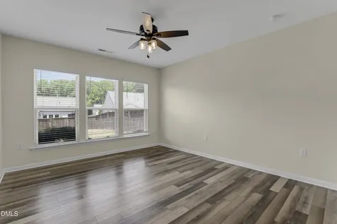 2528 Nassau Trace Fuquay Varina NC 27526