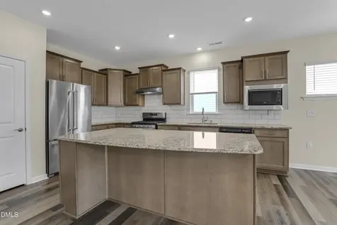 2528 Nassau Trace Fuquay Varina NC 27526