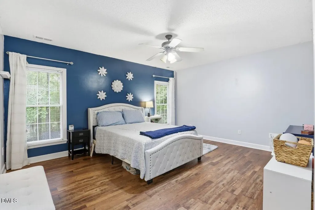 117 Cricket Hollow Run Clayton NC 27520