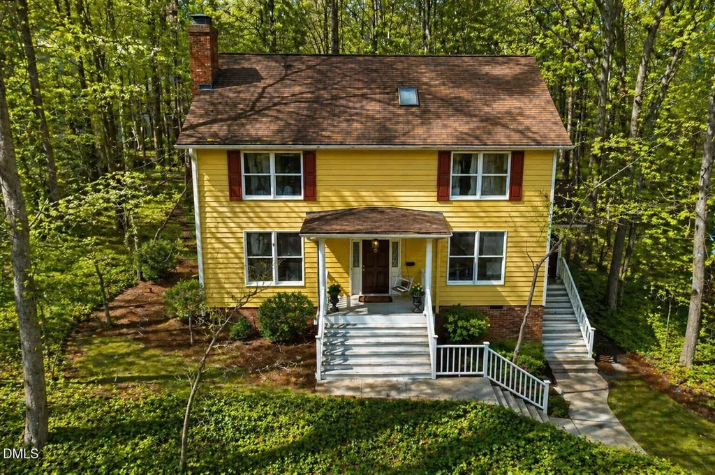 105 Bristol Drive Chapel Hill NC 27516