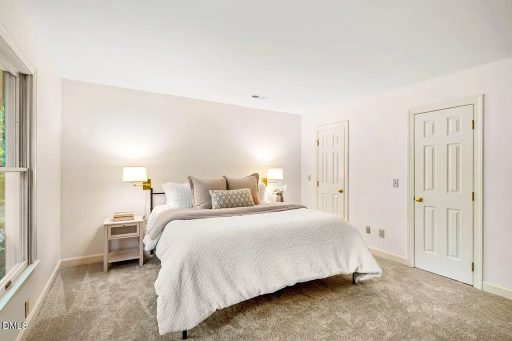 105 Bristol Drive Chapel Hill NC 27516