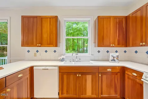 105 Bristol Drive Chapel Hill NC 27516