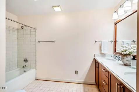 105 Bristol Drive Chapel Hill NC 27516