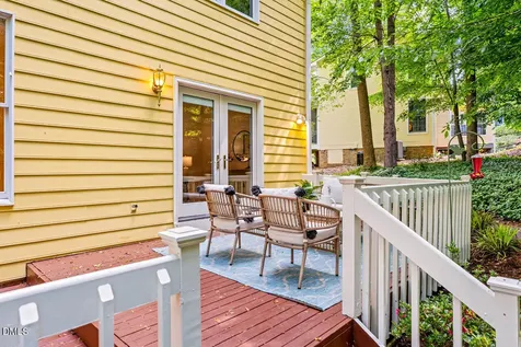 105 Bristol Drive Chapel Hill NC 27516