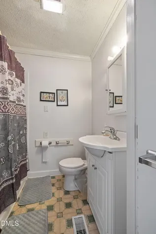111 Cockrell Avenue Kenly NC 27542