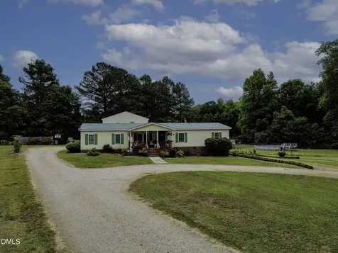 111 Cockrell Avenue Kenly NC 27542