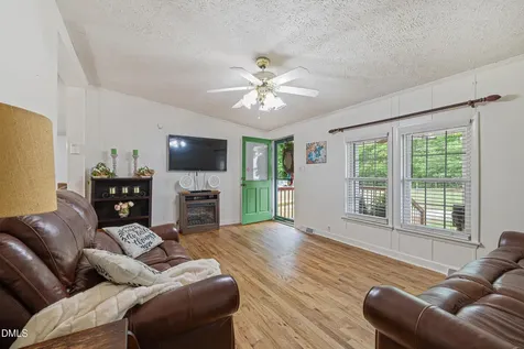 111 Cockrell Avenue Kenly NC 27542