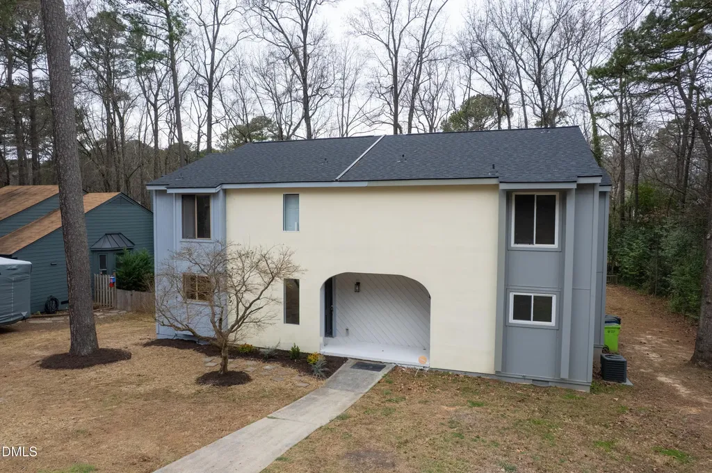 6001 Applewood Lane Raleigh NC 27609