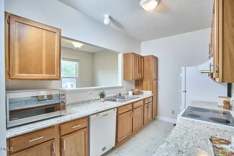 111 Windward Court Cary NC 27513