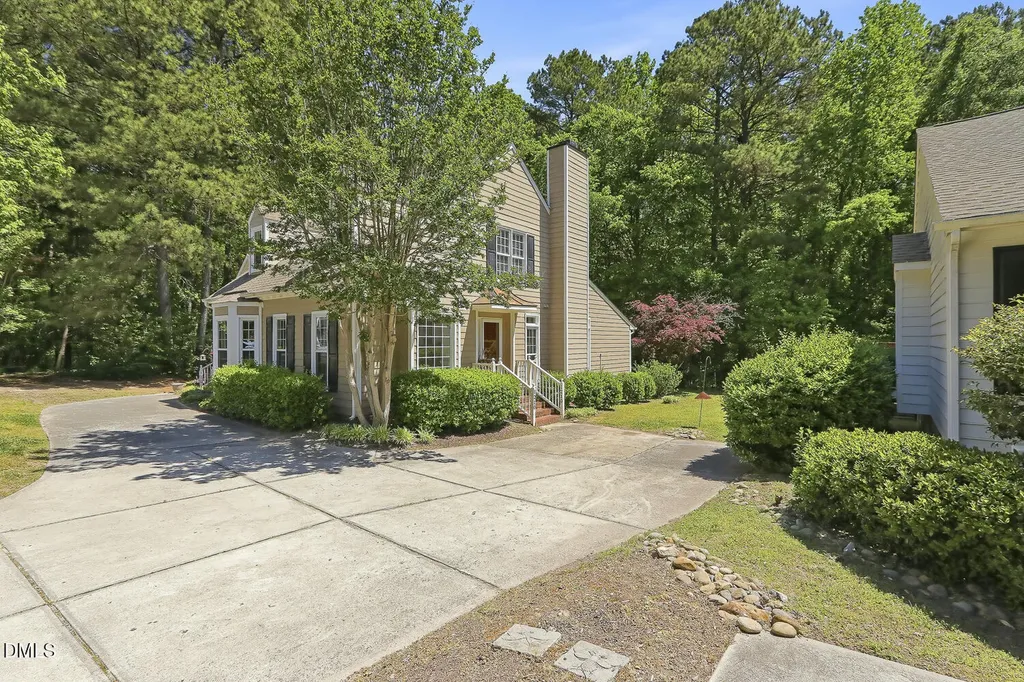 1210 Cranebridge Place Chapel Hill NC 27517