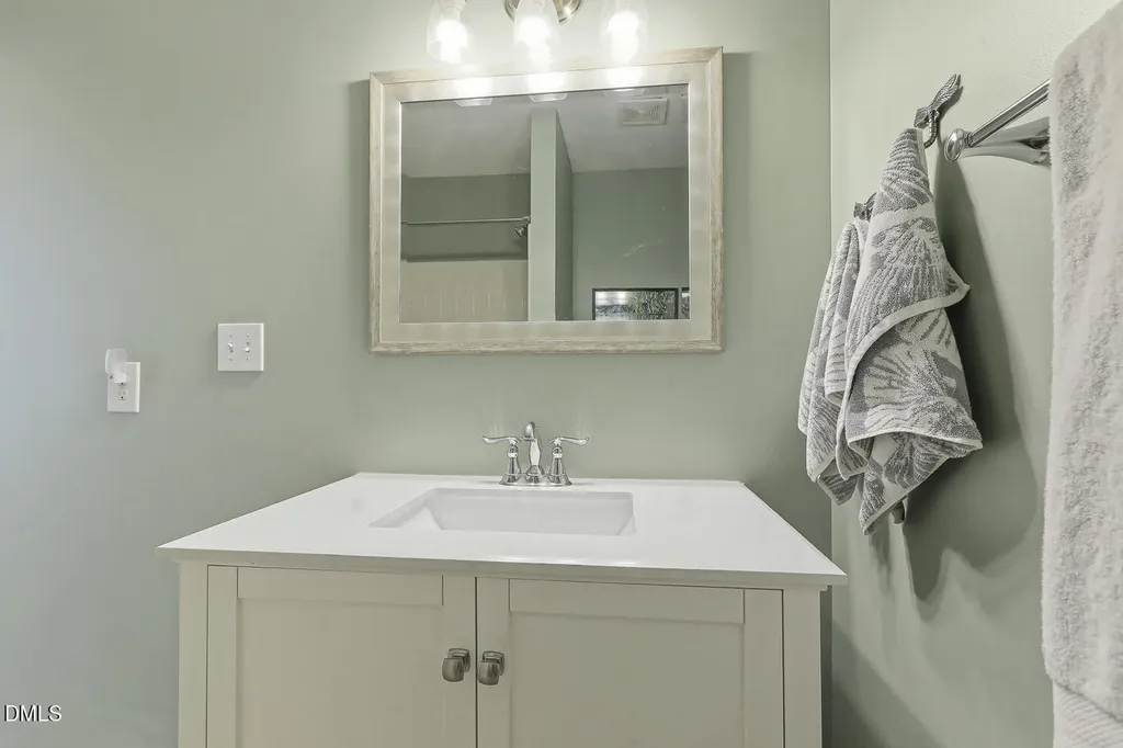 1210 Cranebridge Place Chapel Hill NC 27517