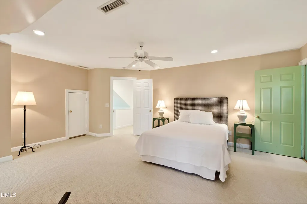 325 Nottingham Drive Chapel Hill NC 27517