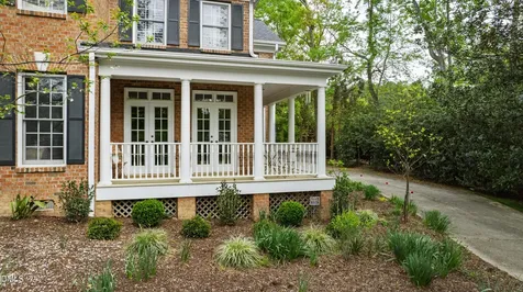 325 Nottingham Drive Chapel Hill NC 27517