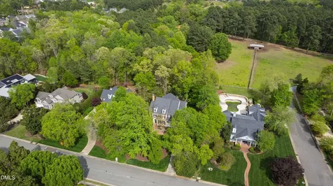 325 Nottingham Drive Chapel Hill NC 27517