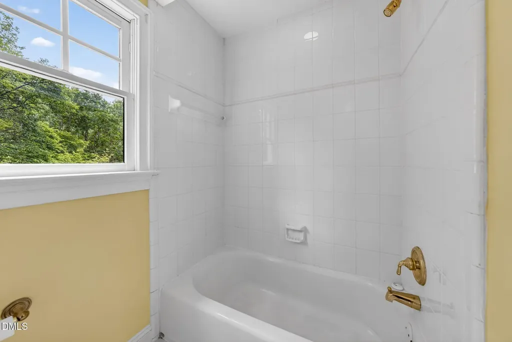 5224 Deergrass Court Raleigh NC 27613
