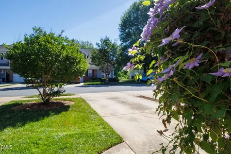 615 Oakfield Trail Mebane NC 27302