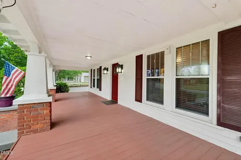 804 W Main Street Benson NC 27504