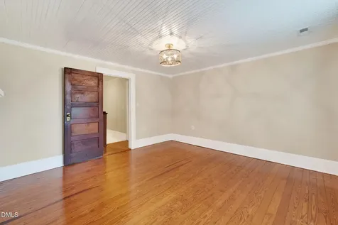 804 W Main Street Benson NC 27504