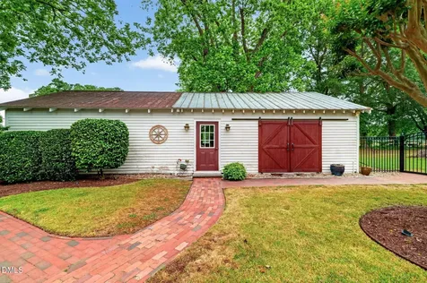 804 W Main Street Benson NC 27504
