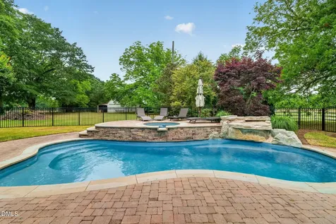 804 W Main Street Benson NC 27504