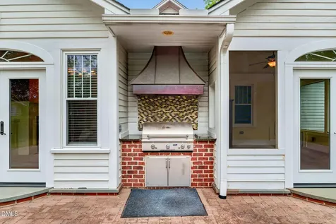 804 W Main Street Benson NC 27504