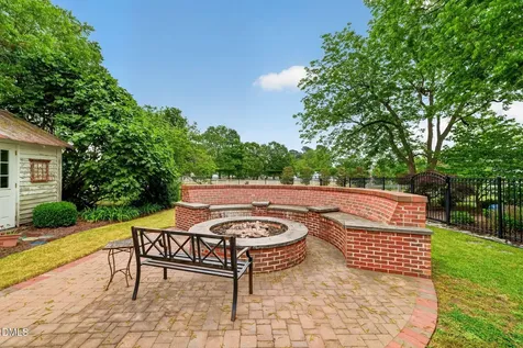 804 W Main Street Benson NC 27504
