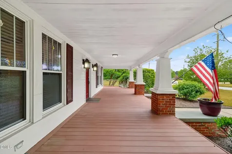 804 W Main Street Benson NC 27504