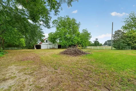 804 W Main Street Benson NC 27504